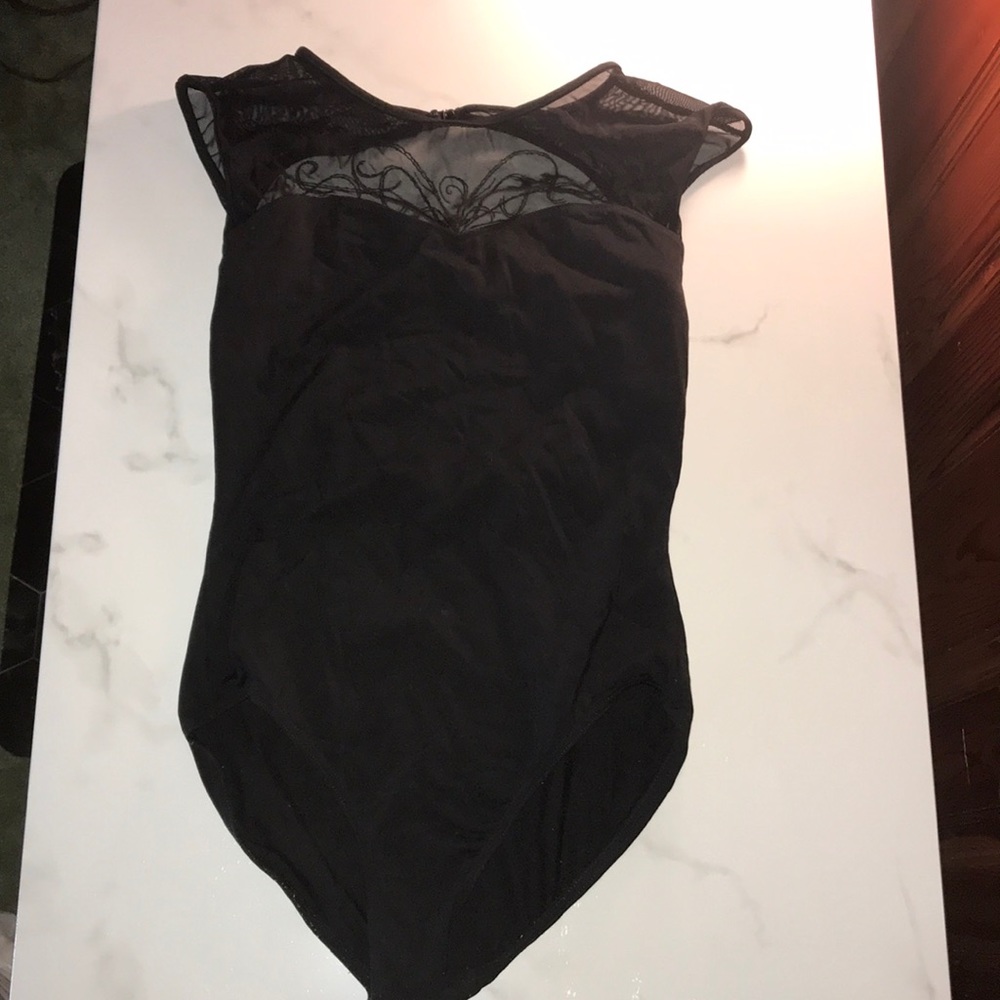 Women’s black cap sleeved dance leotard